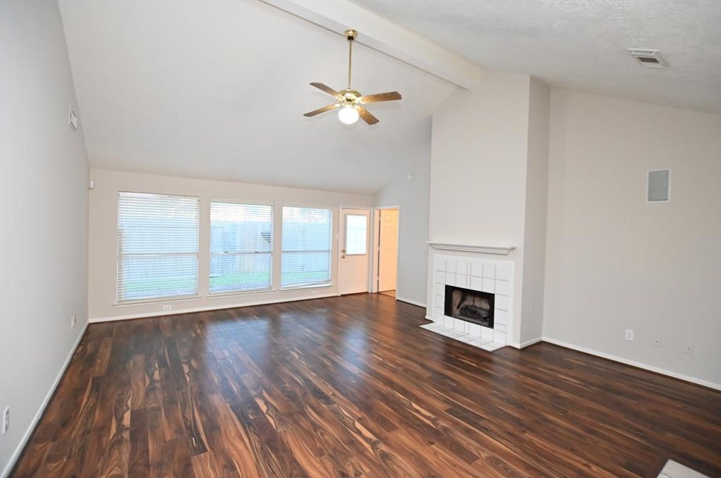 2002 Foundary Dr, Katy TX  77493-3433 exterior