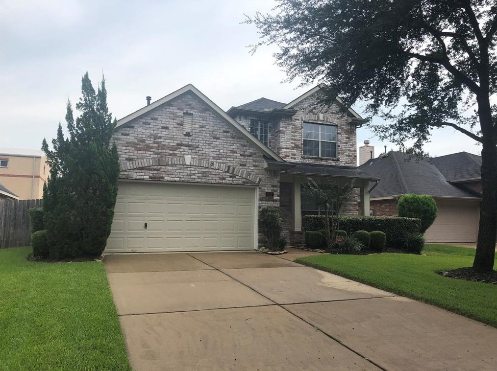 210 Briar Trace Ln, Richmond, TX 77406