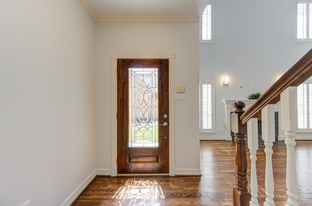 1114 Enclave Sq E, Houston, TX 77077
