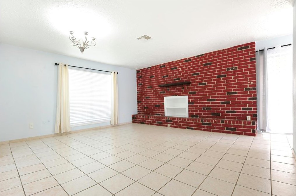 13032 Clarewood Dr, Houston, TX 77072