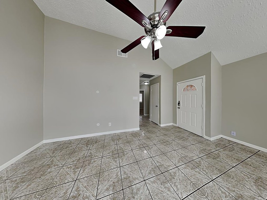 8711 Croteau Dr, Houston, TX 77044