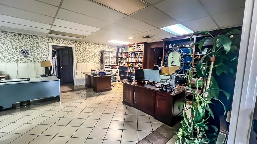 502 S Lasalle St #c, White Hall, TX 77868