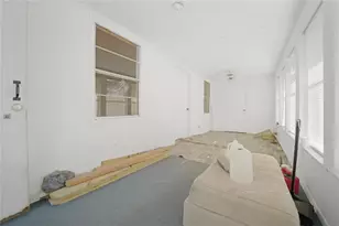 691 Co Rd 1333, Liberty, TX 77575 - Photo 6