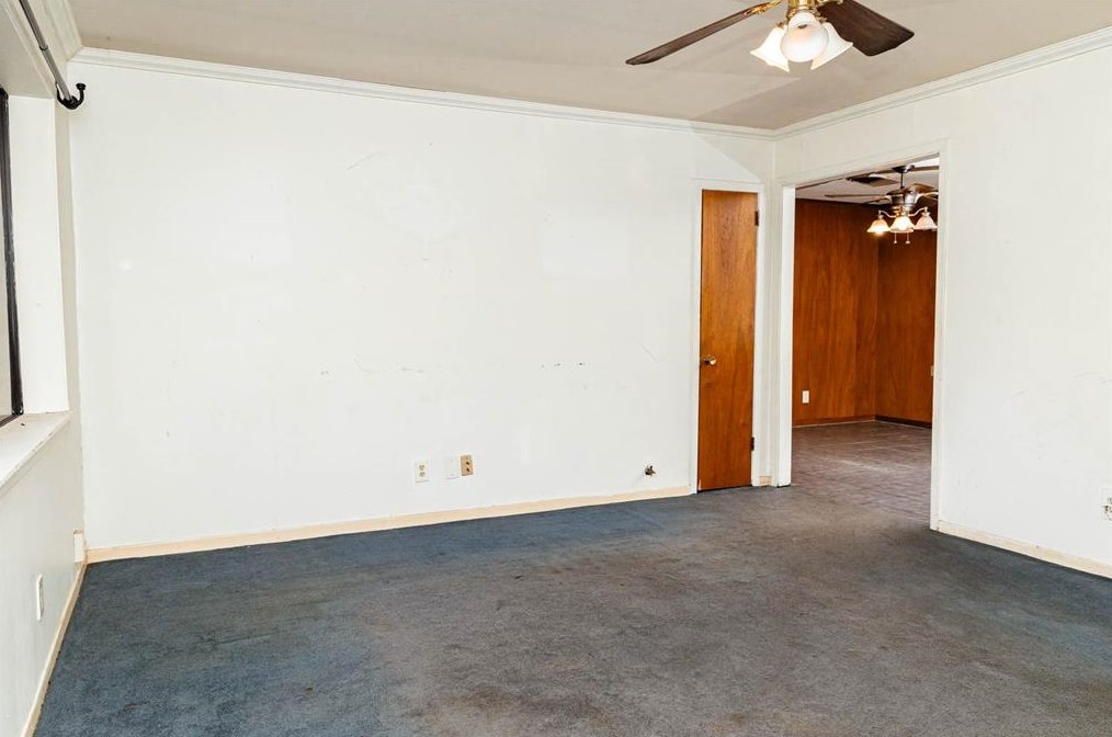 1210 Ledbetter Ln, Brenham, TX 77833-4307