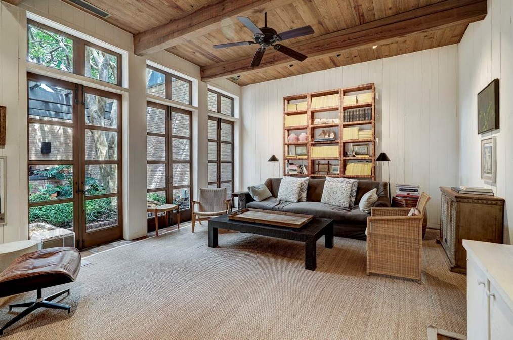 2819 Ferndale St, Houston TX  77098-1115 exterior