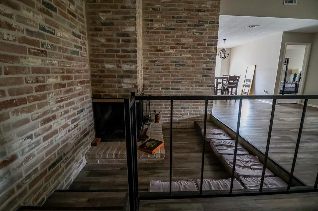 2219 Union Mill Rd, Houston TX  77067-2745 exterior