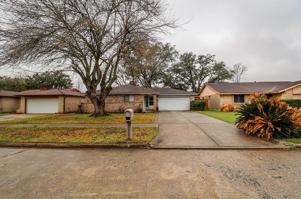 2219 Union Mill Rd, Houston, TX 77067