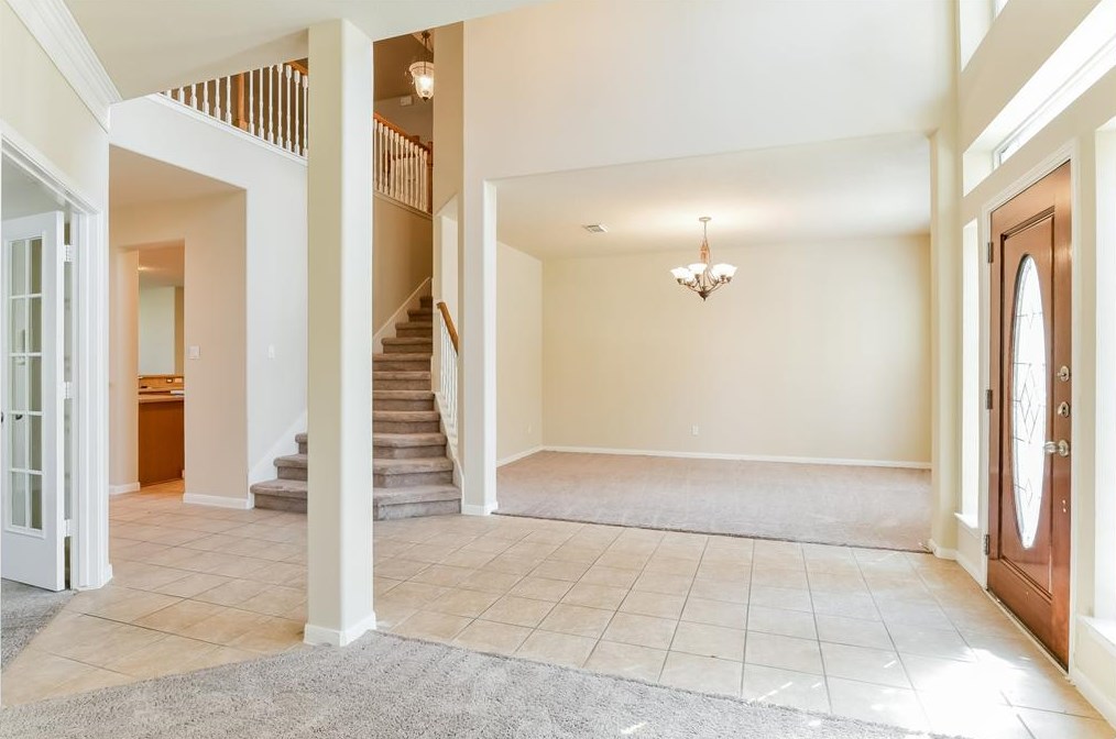 22422 Serrano Lake Ct, Tomball, TX 77375