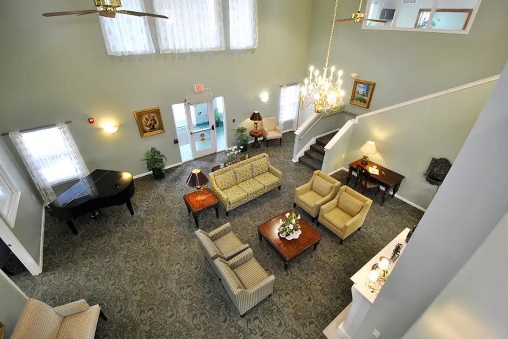 1320 Ashebury Ln, Howell, MI 48843