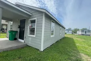 603 Willow St, Baytown, TX 77520 - Photo 14