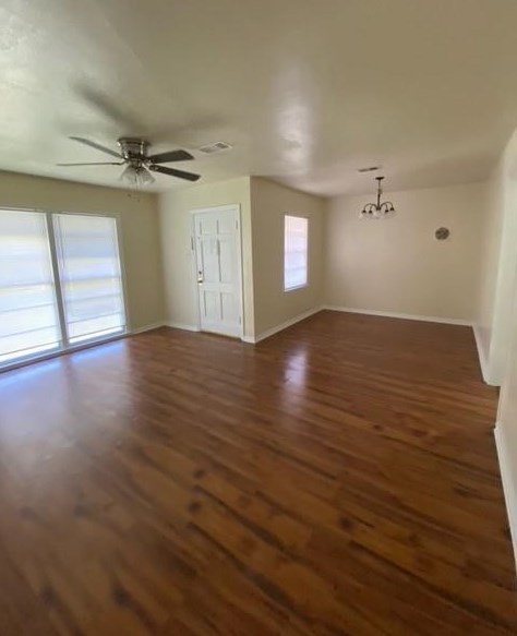36 14th St N, Texas City, TX 77590