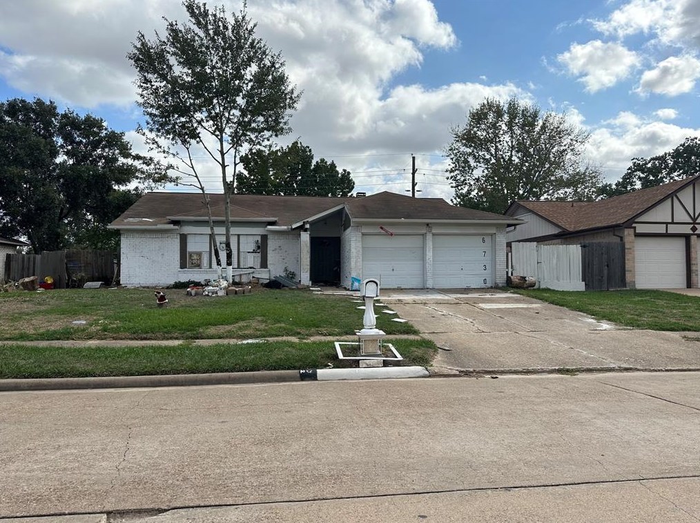 6730 Loch Bruceray Dr, Houston, TX 77084-1029