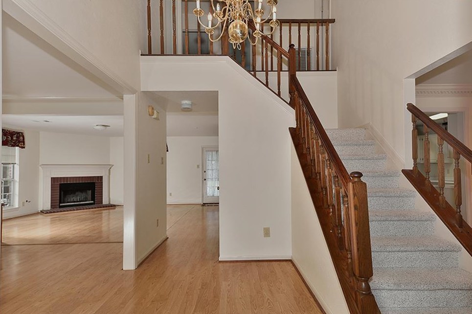 27 Lantern Hollow Pl, Spring TX  77381-4601 exterior