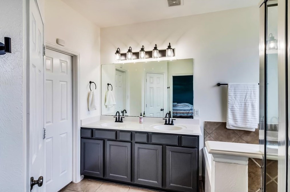 7415 Boerne Creek Dr, Richmond TX 77407-5043 exterior