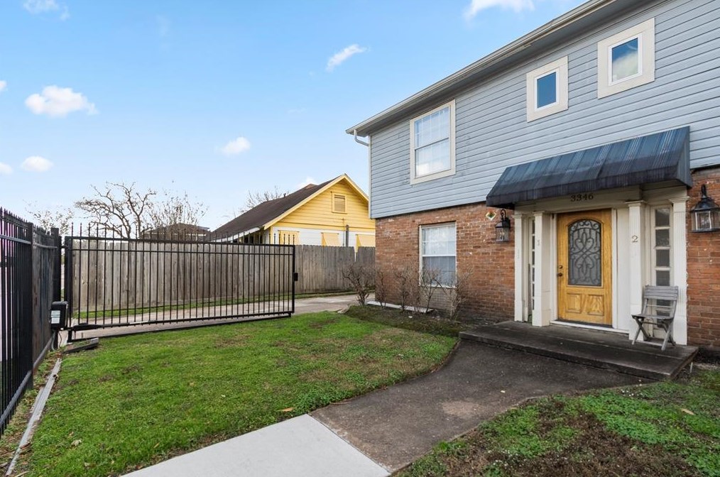 3346 Blodgett St #1, Houston, TX 77004