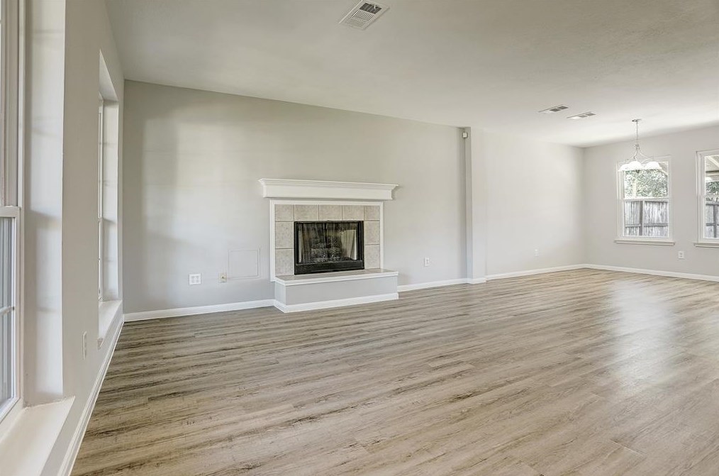 11834 Caprock Canyons Ln, Sugar Land, TX 77498