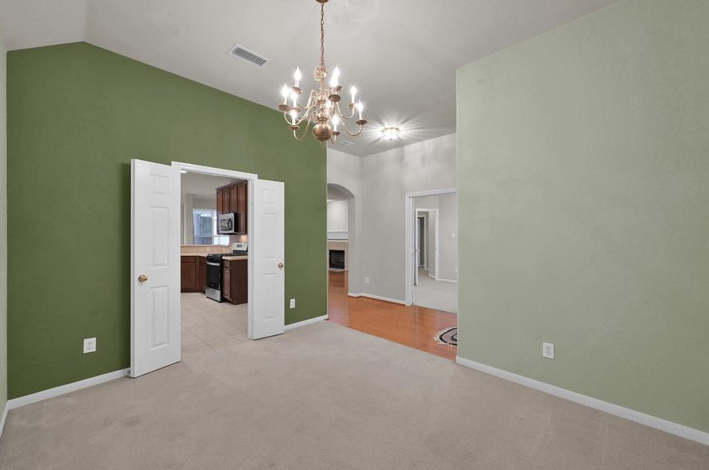 186 Merryweather Cir, Conroe TX  77384-5055 exterior