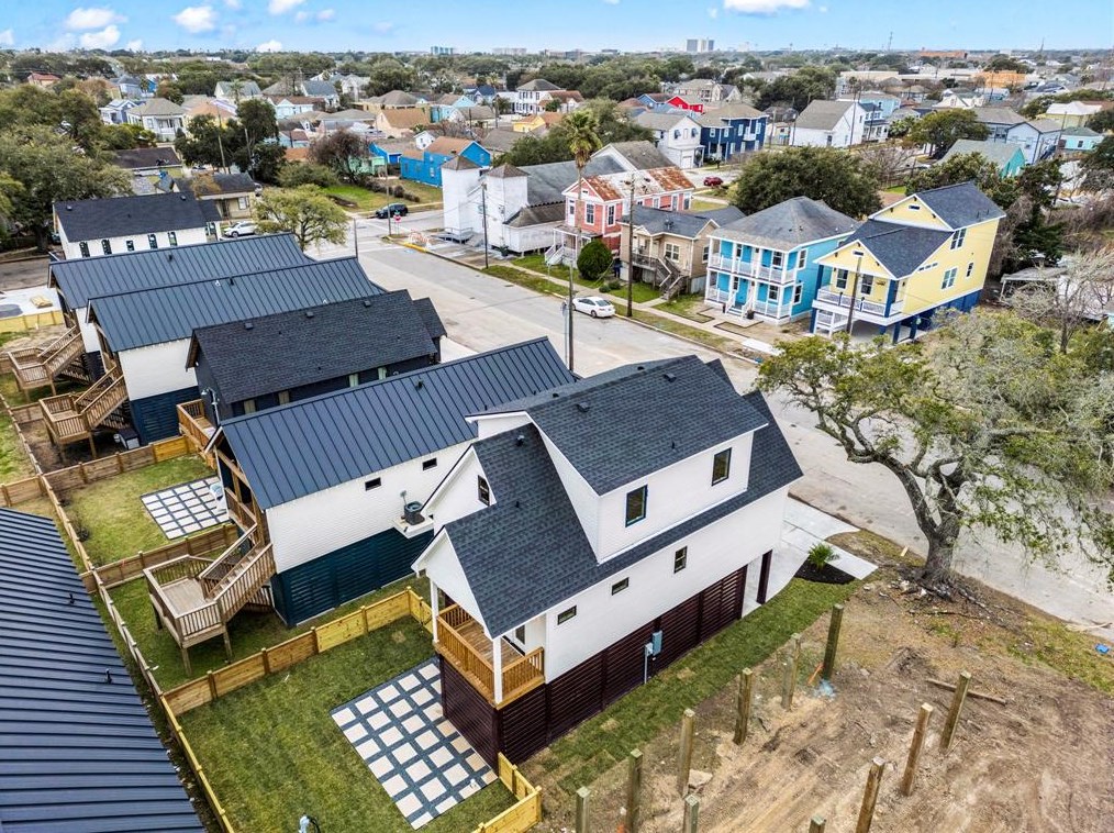 1224 32 St, Galveston TX 77550-6823 exterior