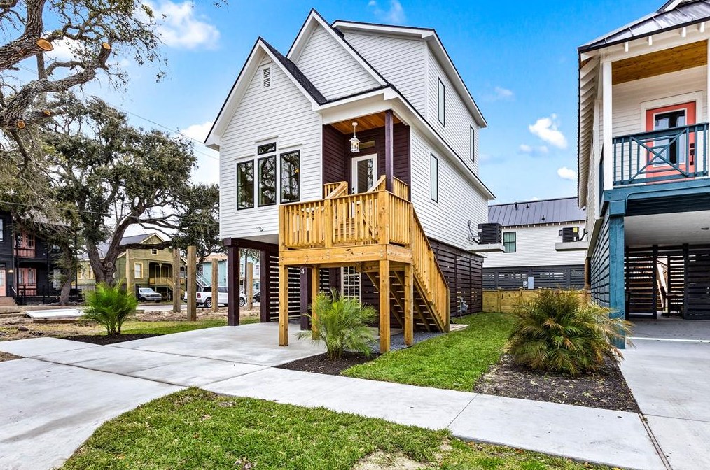 1224 32 St, Galveston TX 77550-6823 exterior