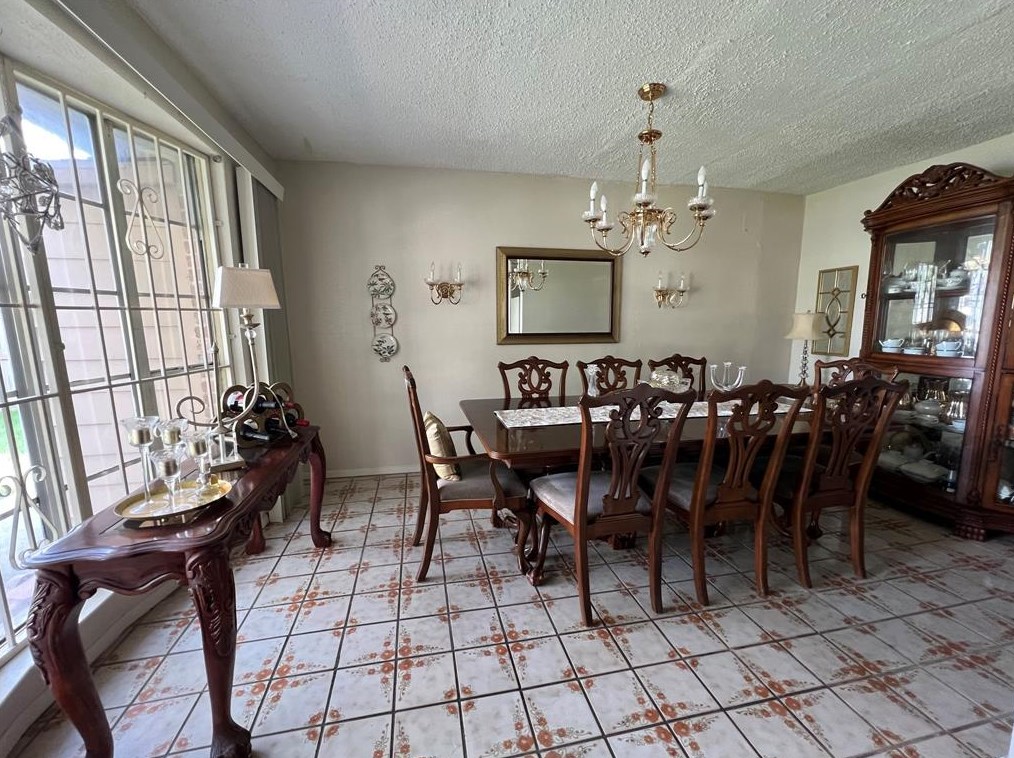 10902 Sharpview Dr, Houston TX  77074-6224 exterior
