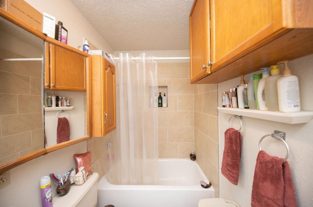 10902 Sharpview Dr, Houston TX  77074-6224 exterior