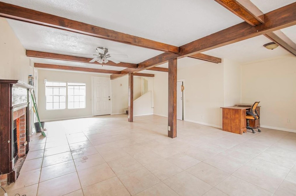 320 Tomlinson St, Grayburg TX  77659-3836 exterior