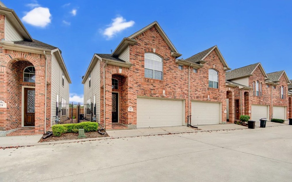 6222 Skyline Dr Unit 29, Houston, TX 77057