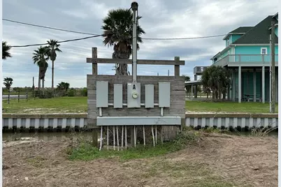 1330 Resort Road, Crystal Beach, TX 77650 - Photo 10