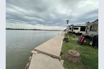 1330 Resort Road, Crystal Beach, TX 77650 - Photo 8