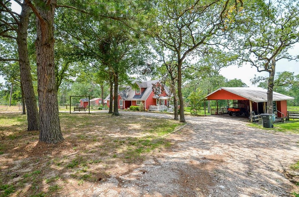 636 Deer Run Rd, Bellvue, TX 77418