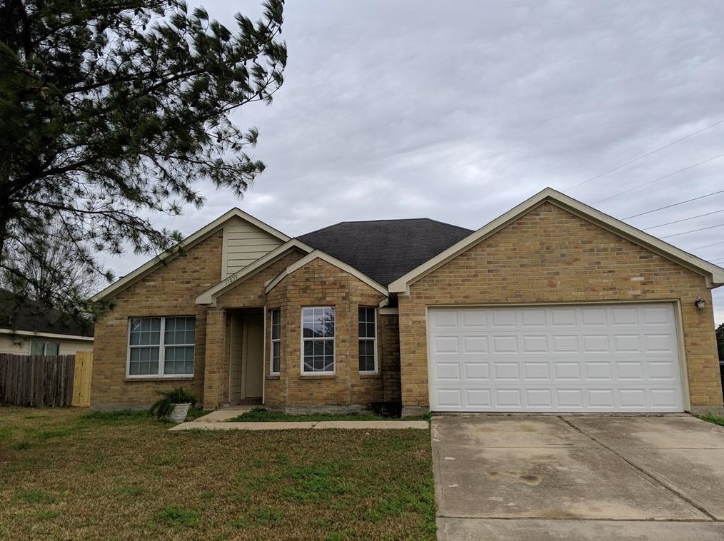 17839 Bullis Gap Dr, Hockley, TX 77447