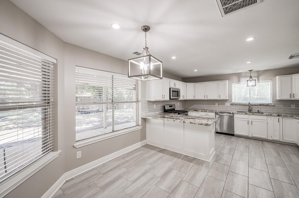 20014 Elmsbury Ct, Katy TX  77449-6634 exterior