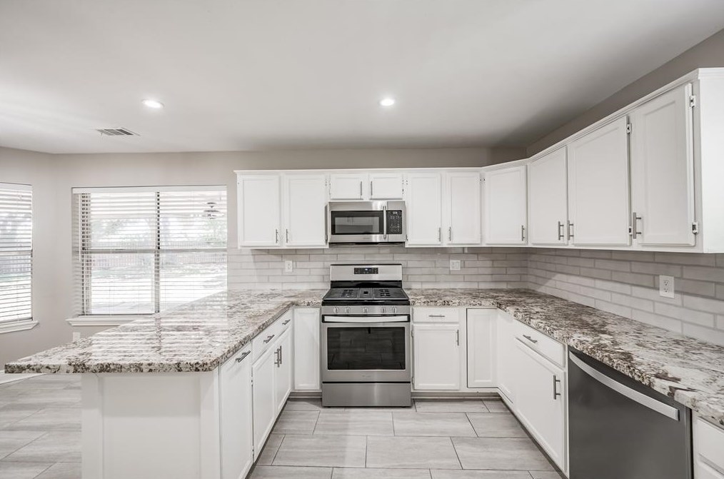 20014 Elmsbury Ct, Katy TX  77449-6634 exterior