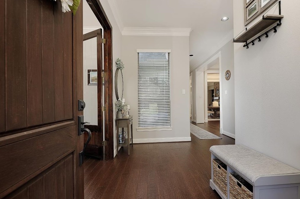 30 Knights Crossing Dr, Spring, TX 77382