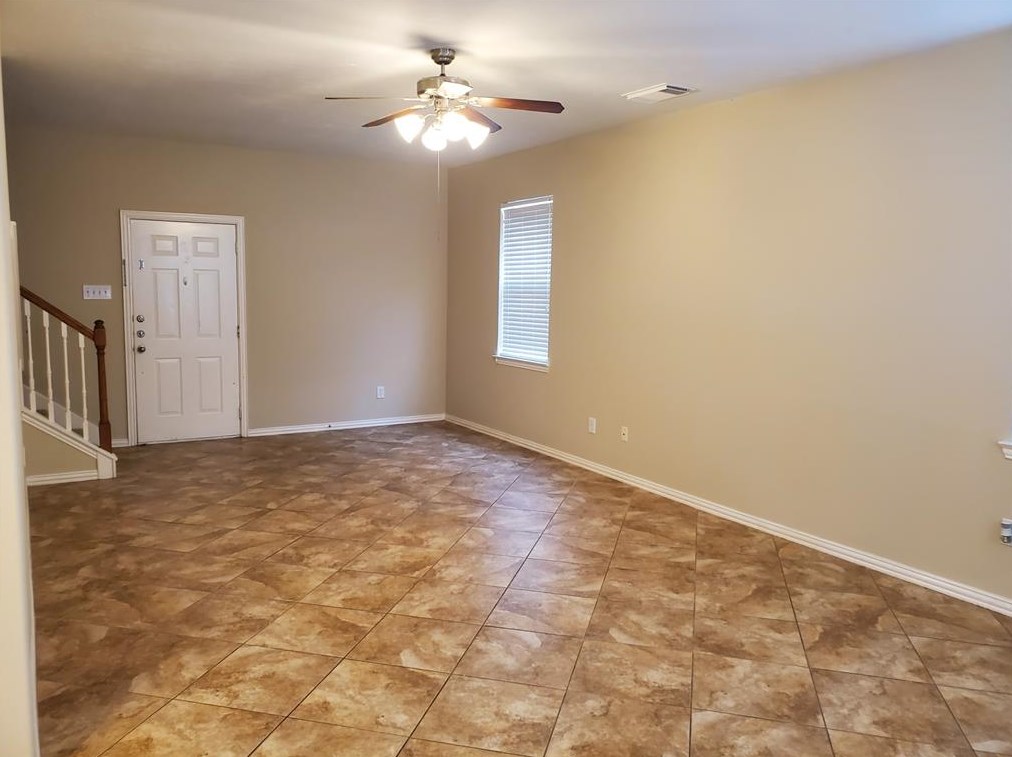 3207 Sapphire Star Dr, Houston TX  77082-1263 exterior