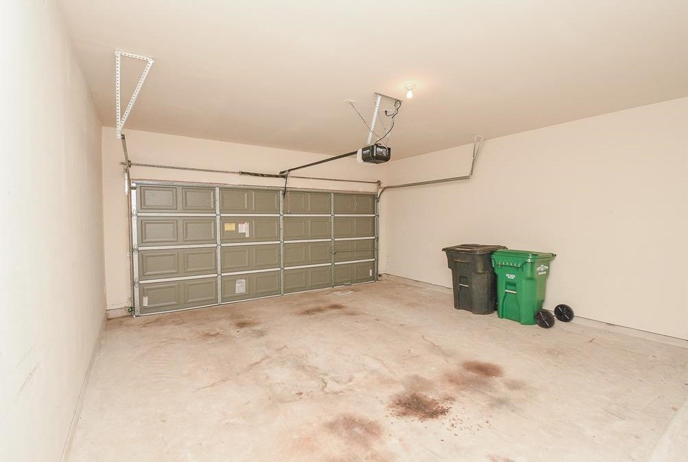 8603 Sunset Loch Dr, Spring, TX 77379