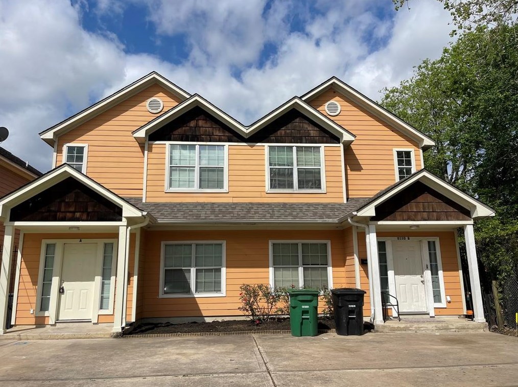 8110 Woodward St, Houston, TX 77051-1318