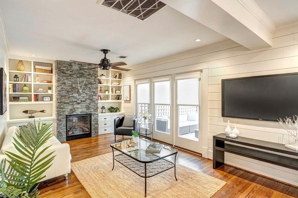 1530 Harvard St, Houston TX  77008-4217 exterior