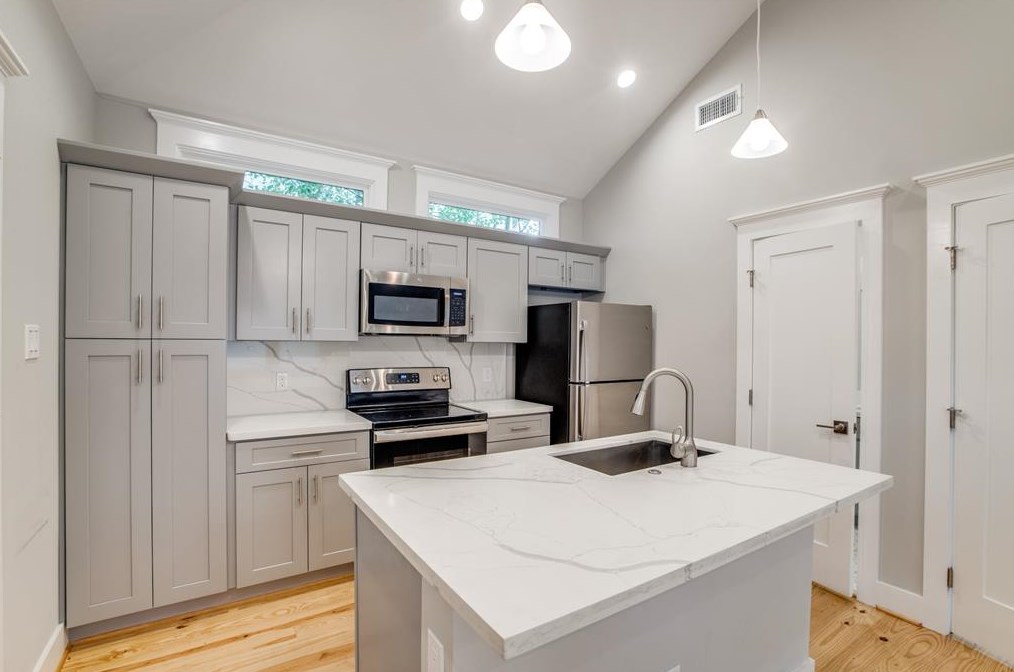 1849 Portsmouth, Houston TX  77098-4023 exterior