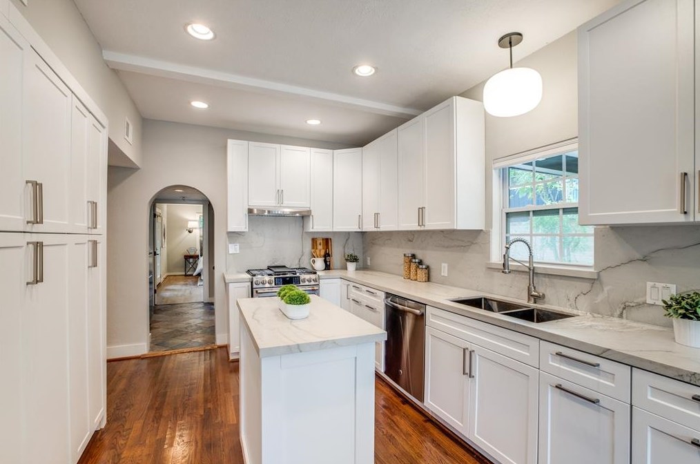 1849 Portsmouth, Houston TX  77098-4023 exterior