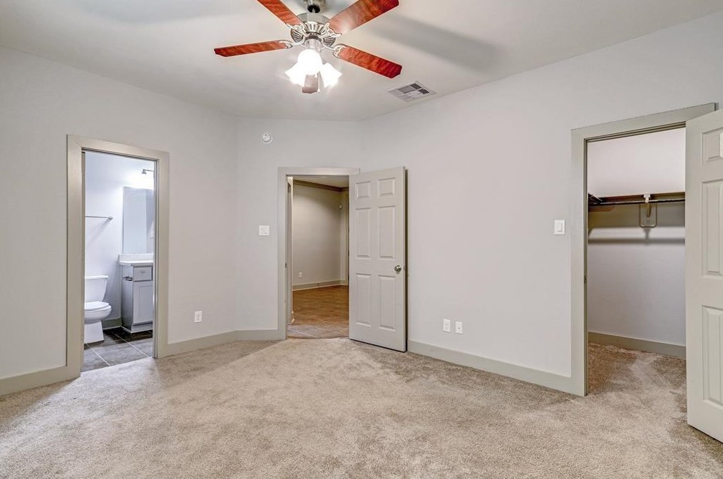 4247 Dickson St, Houston TX  77007-7352 exterior