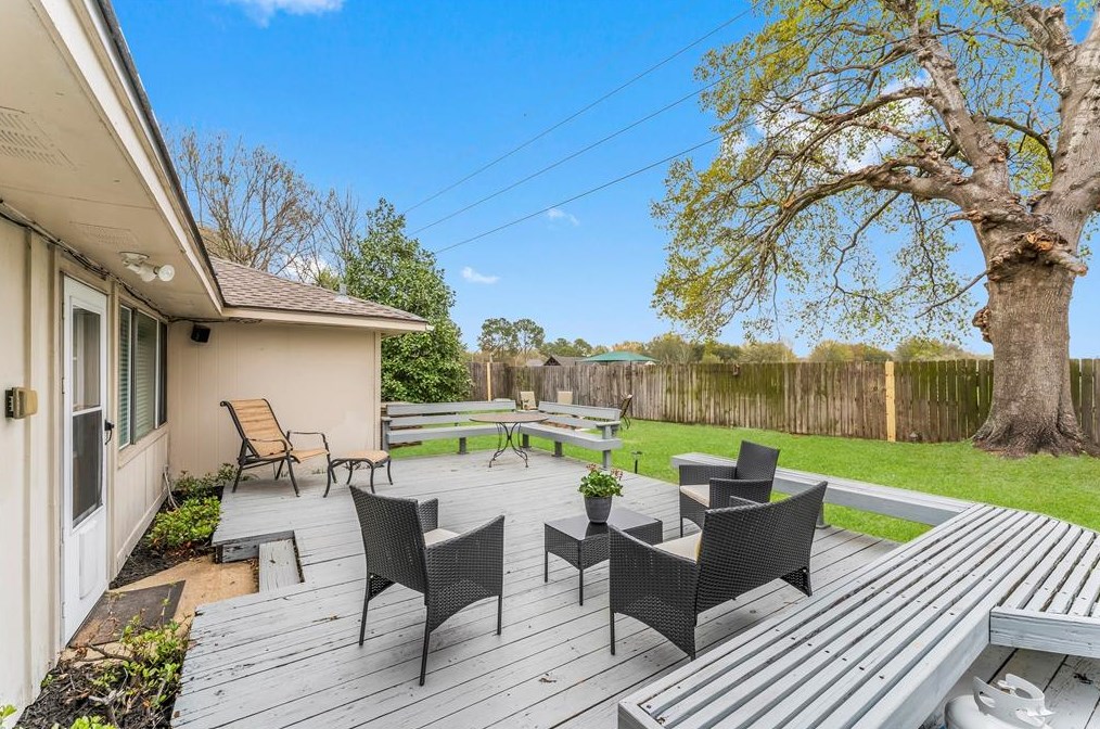 2606 Amaranth Dr, Houston TX  77084-4332 exterior