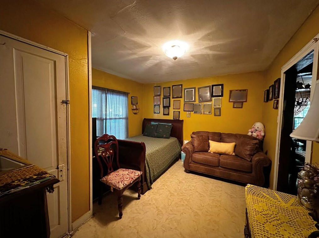 1505 Walton, Houston TX  77009-2523 exterior