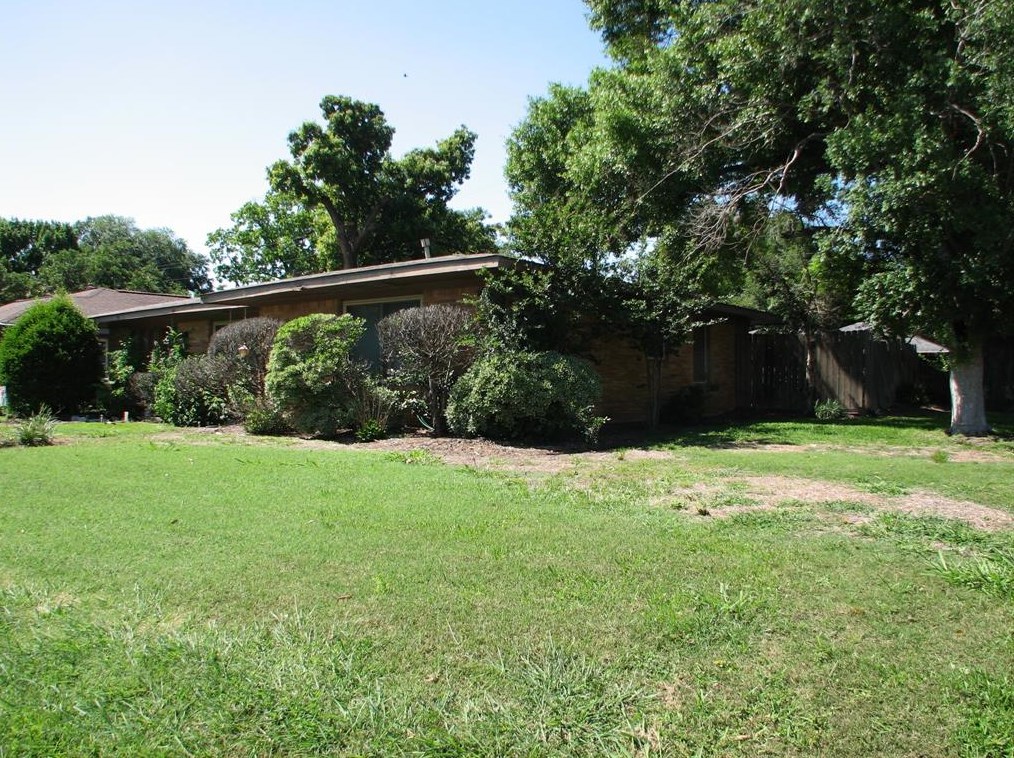 3402 Linkwood Dr, Houston, TX 77025-3716
