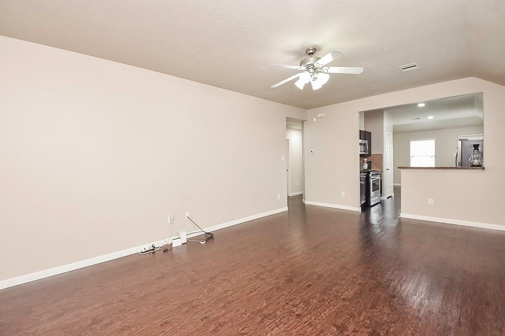 8910 Sweet Blue Jasmine Ln, Humble TX 77338-1518 exterior