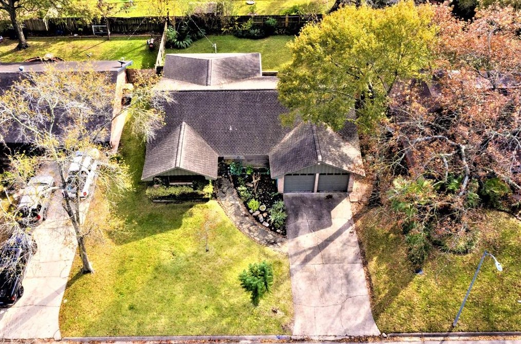 10515 Ivyridge Rd, Houston, TX 77043