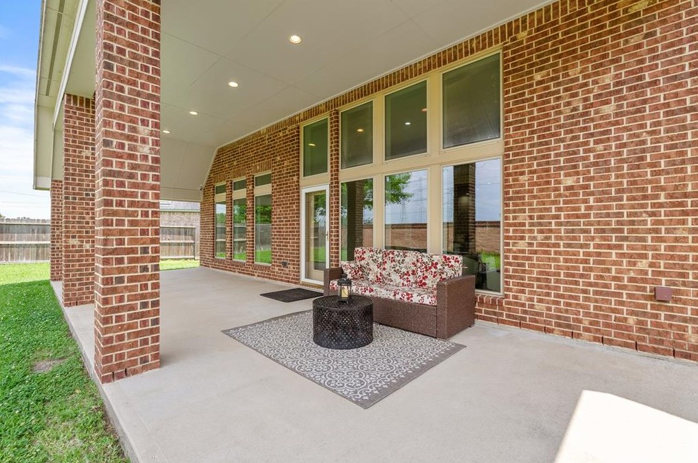 19706 Beecham Lk Ln, Richmond TX  exterior