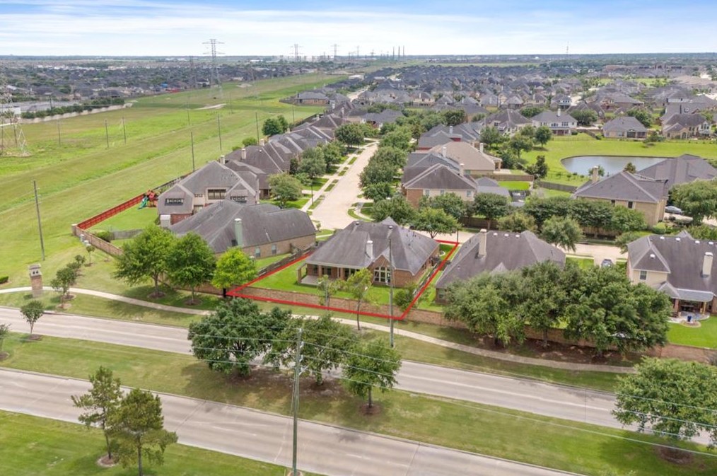 19706 Beecham Lk Ln, Richmond TX  exterior