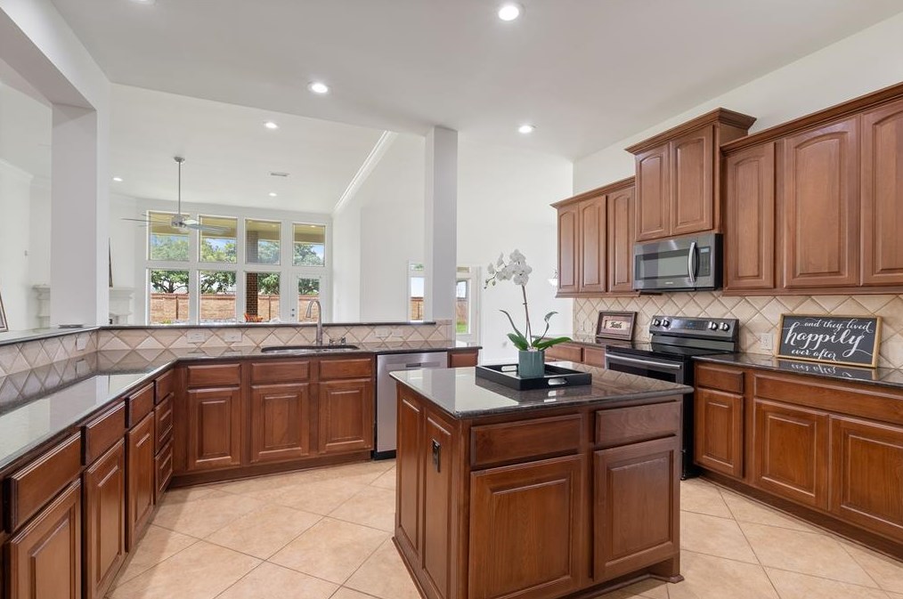 19706 Beecham Lk Ln, Richmond TX  exterior