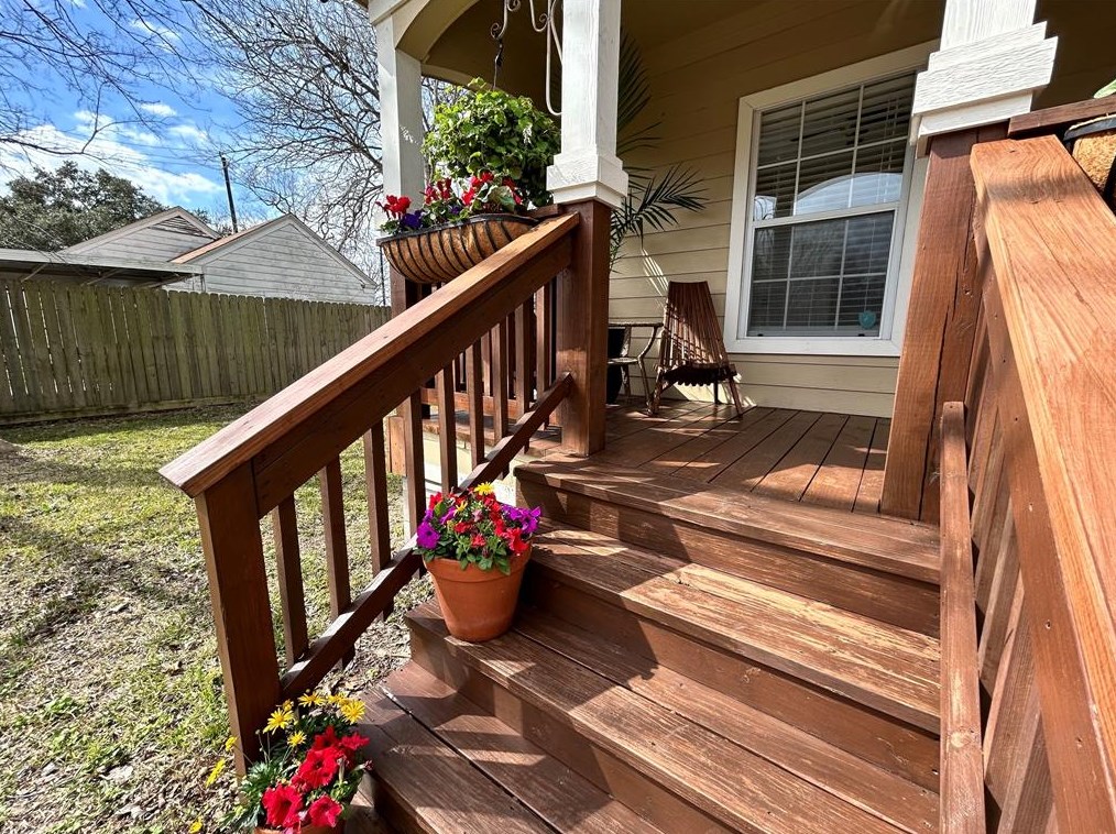 1128 Danube St, Houston, TX 77051
